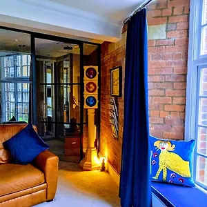 Cocoa Isabella - River Fronted With Secure Parking Apartment York